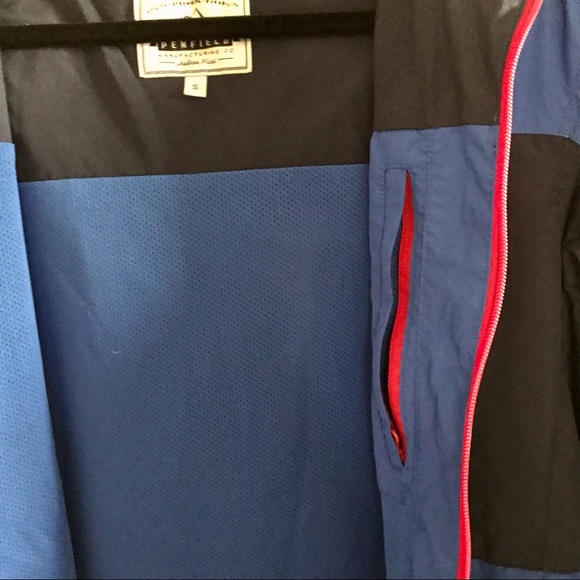 Men’s Outdoor Penfield Performance Rain Coat, size Small - Picture 7 of 10